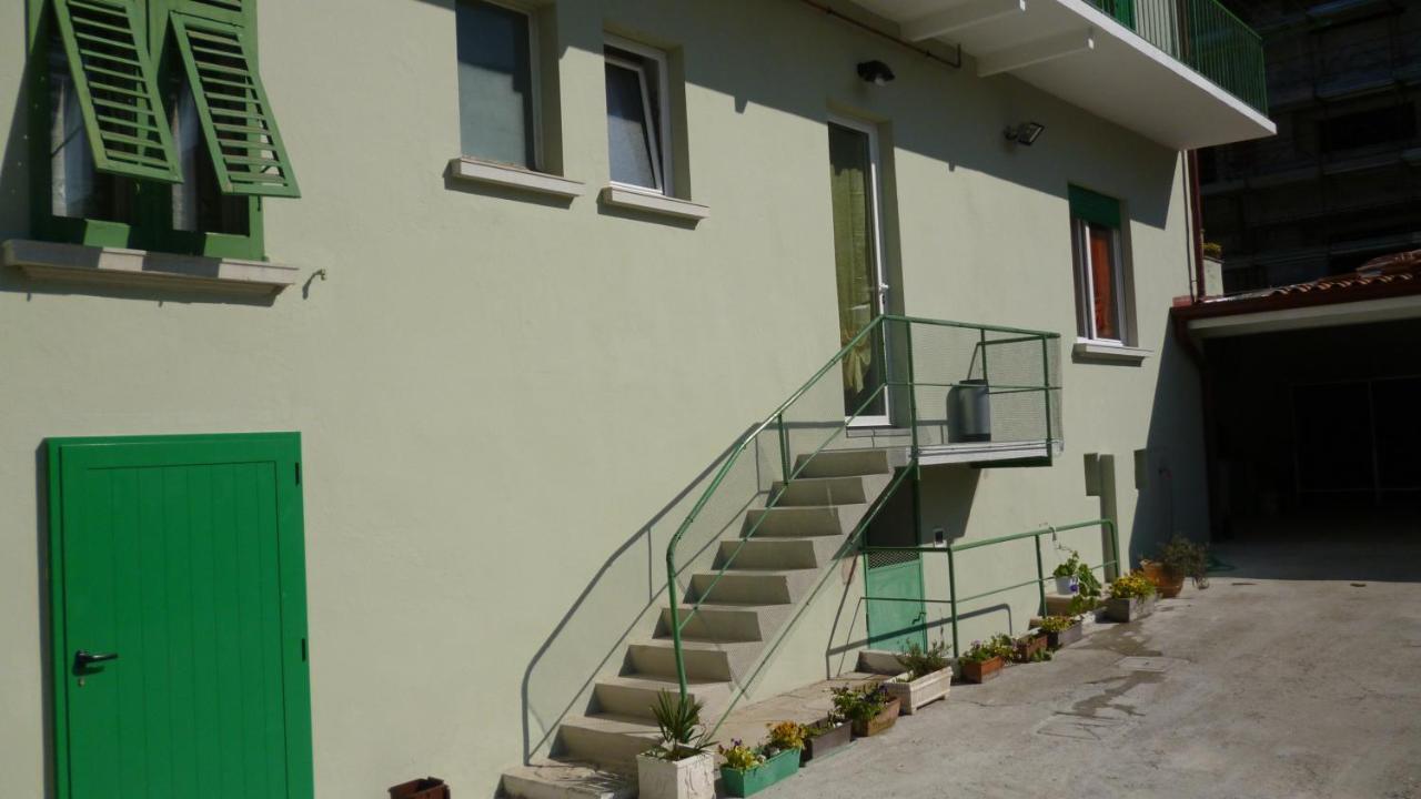Gorizia Vacanze Appartamento In Villa Con Parcheggio エクステリア 写真